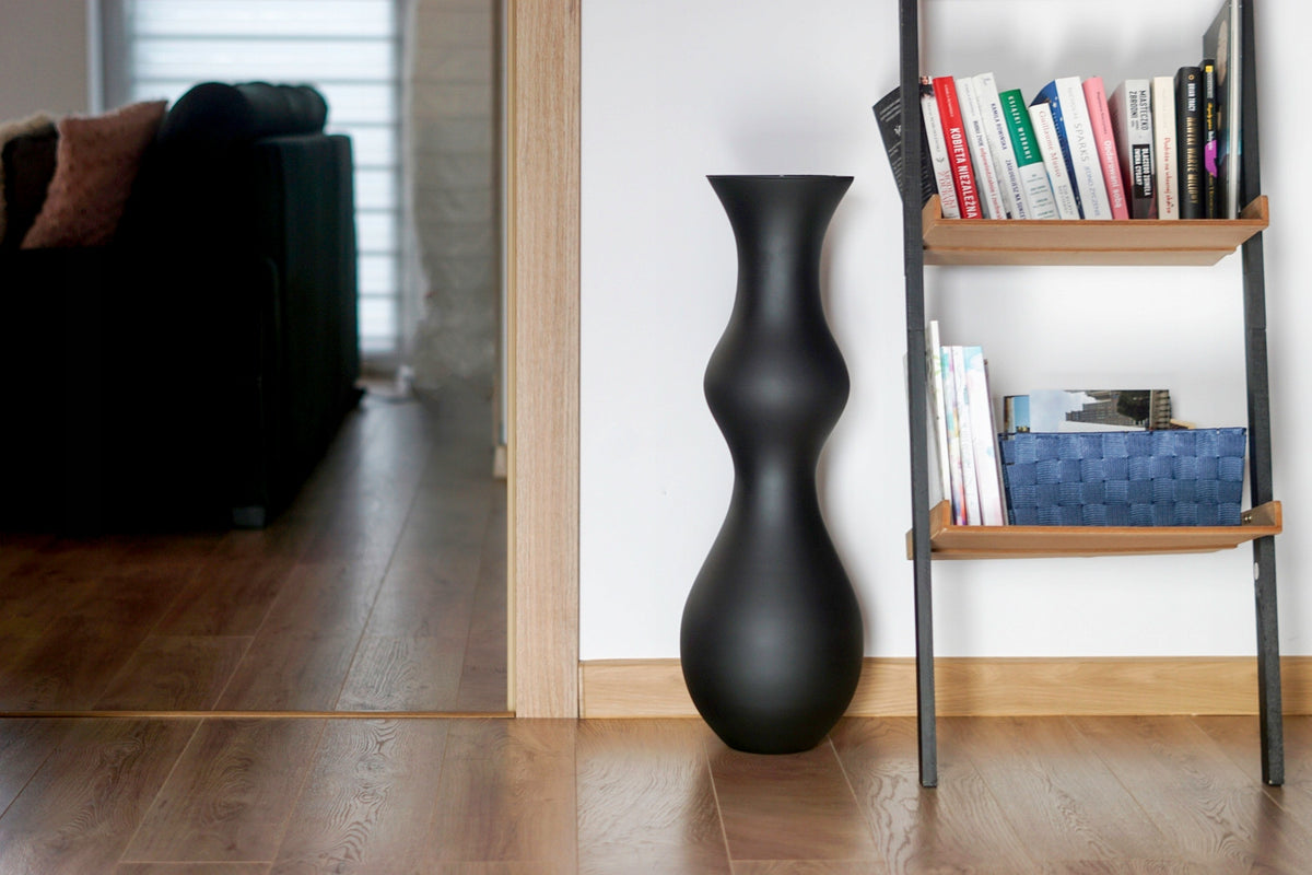 Aukšta grindų vaza juoda matinė 70 cm – nuotrauka 5