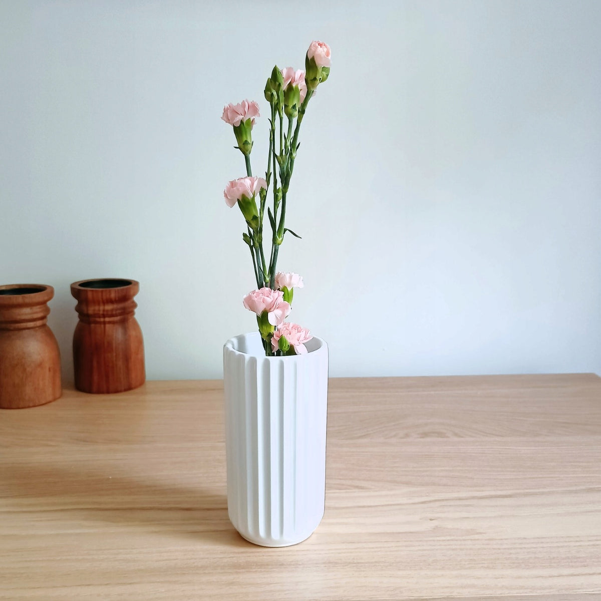 Maža balta keraminė vaza, 15 cm – nuotrauka 2