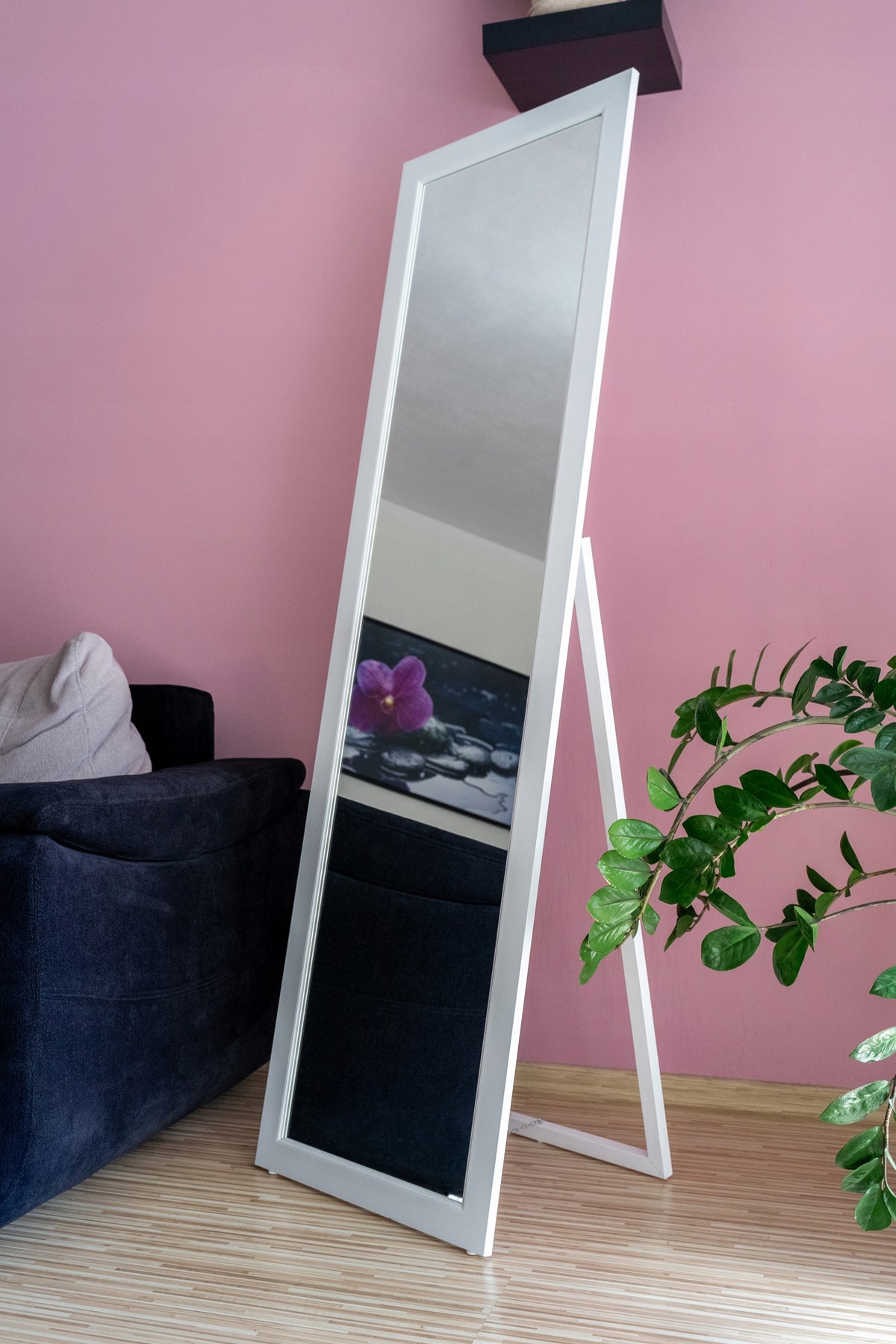 Aukštas grindų veidrodis 170×50 cm, baltas platus rėmas – nuotrauka 2